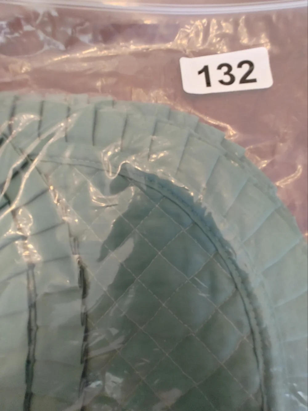 Vintage Quilted Ruffled Placemat Set in Light Green (132rll1)